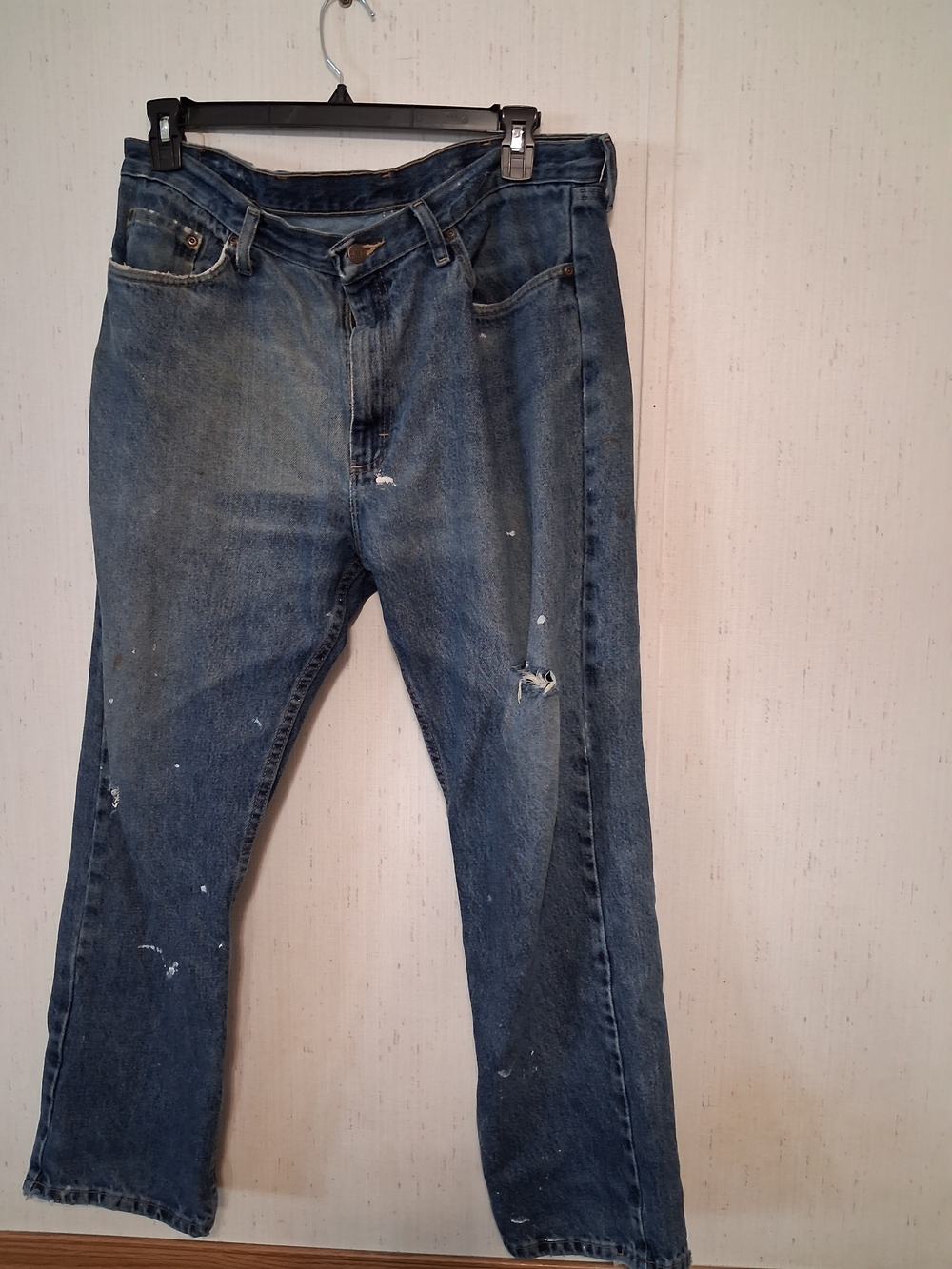 Men's Distressed Jeans 38x30 Naturally Wrangler Straight Leg Medium Wash